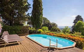 Villa Acacia
